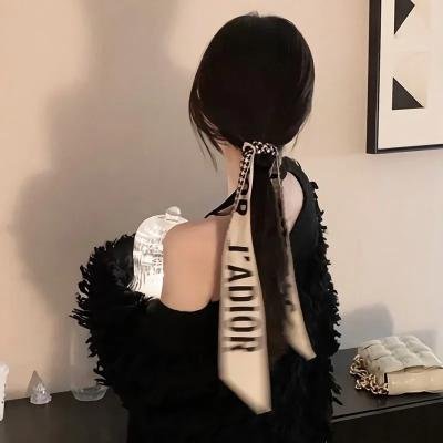 湖边散步